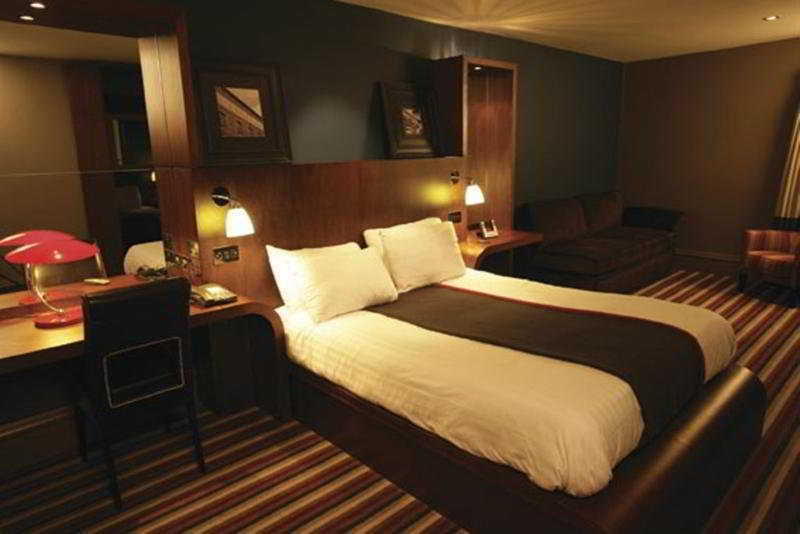 Village Hotel Nottingham Beeston  Exteriör bild