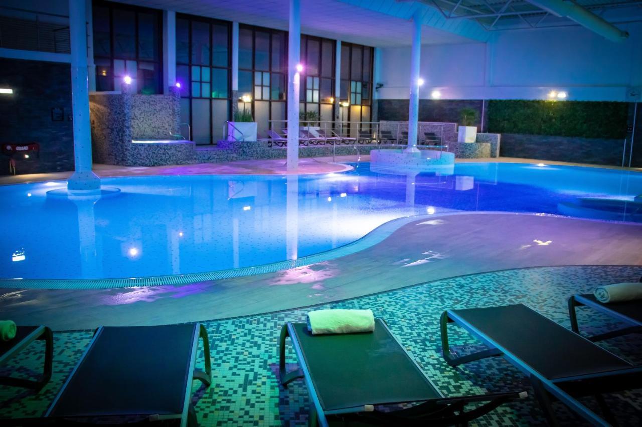 Village Hotel Nottingham Beeston  Exteriör bild